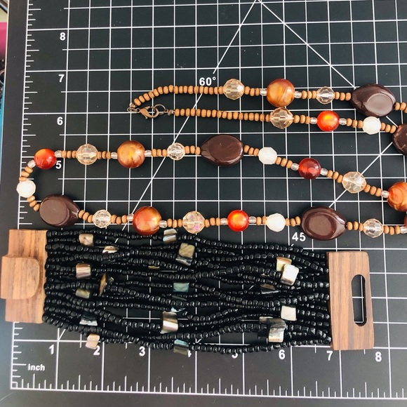 Vintage Glass Bead Necklace & Multi Strand Wood Buckle Bracelet - Picture 12 of 15